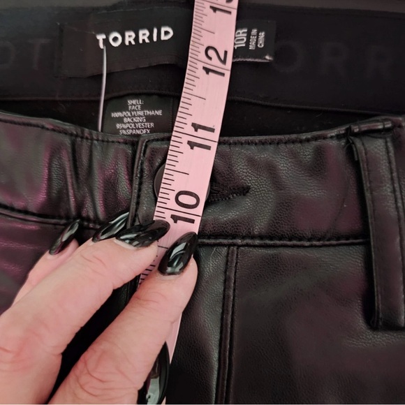 NWOT - Torrid - Faux Leather Pants - Picture 10 of 11